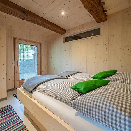 Raneburg 4 Stallhaus 公寓 *